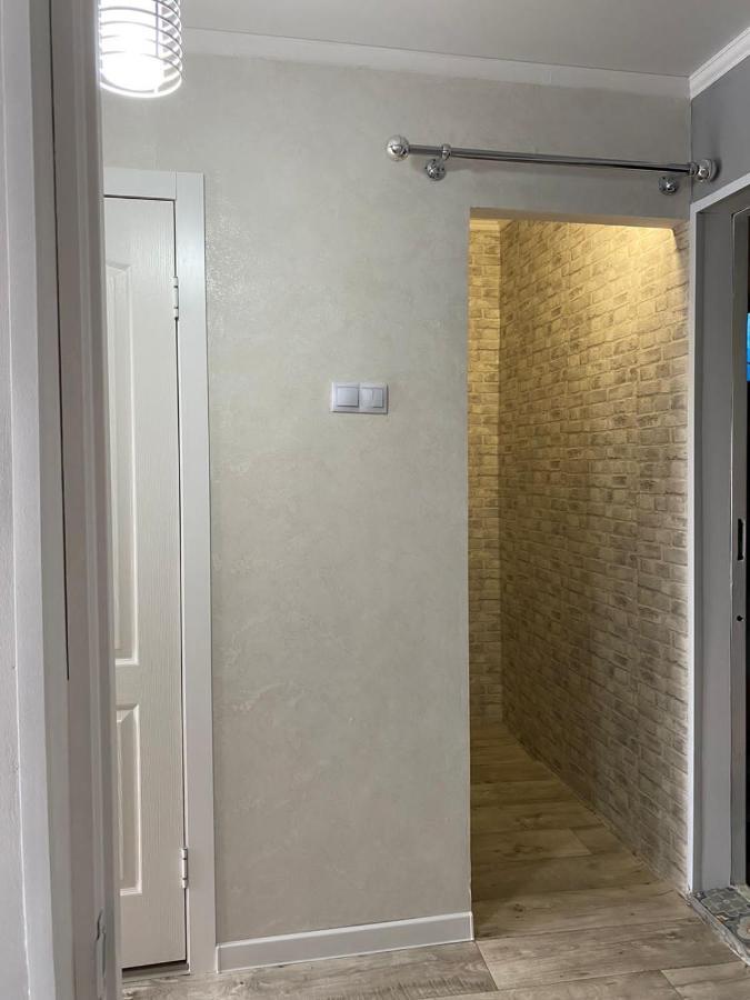 Daily Short Term Flat Apartment Uralsk